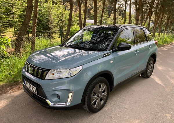Suzuki Vitara cena 82000 przebieg: 17000, rok produkcji 2019 z Radzyń Chełmiński małe 742